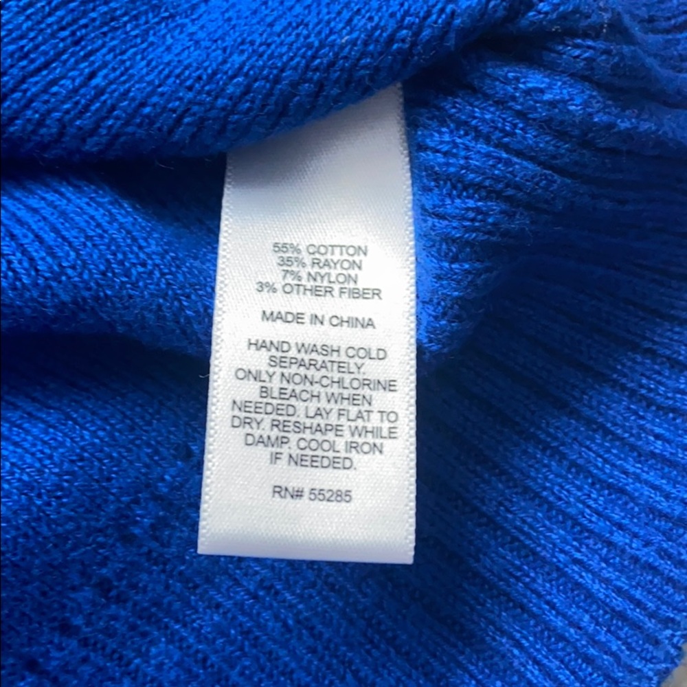 Express Sweater - Picture 4 of 4
